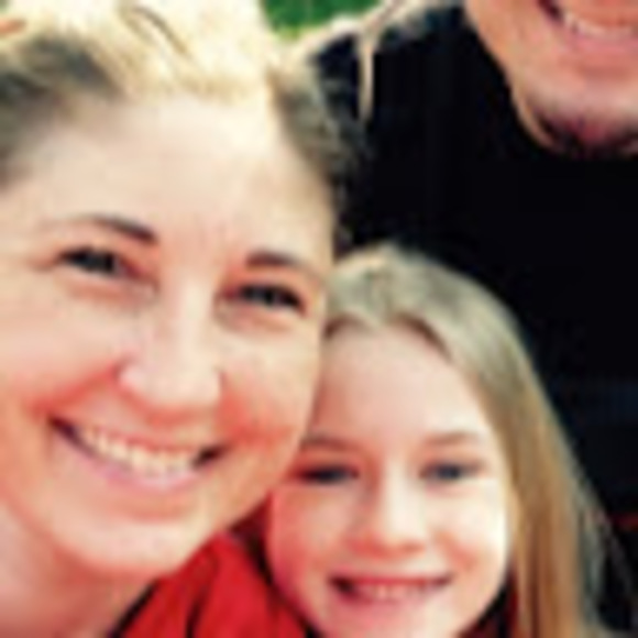 Meet your Posher, Amy - Picture 1 of 1